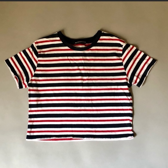 brandy melville cropped red white and blue striped helen tee - Picture 2 of 3